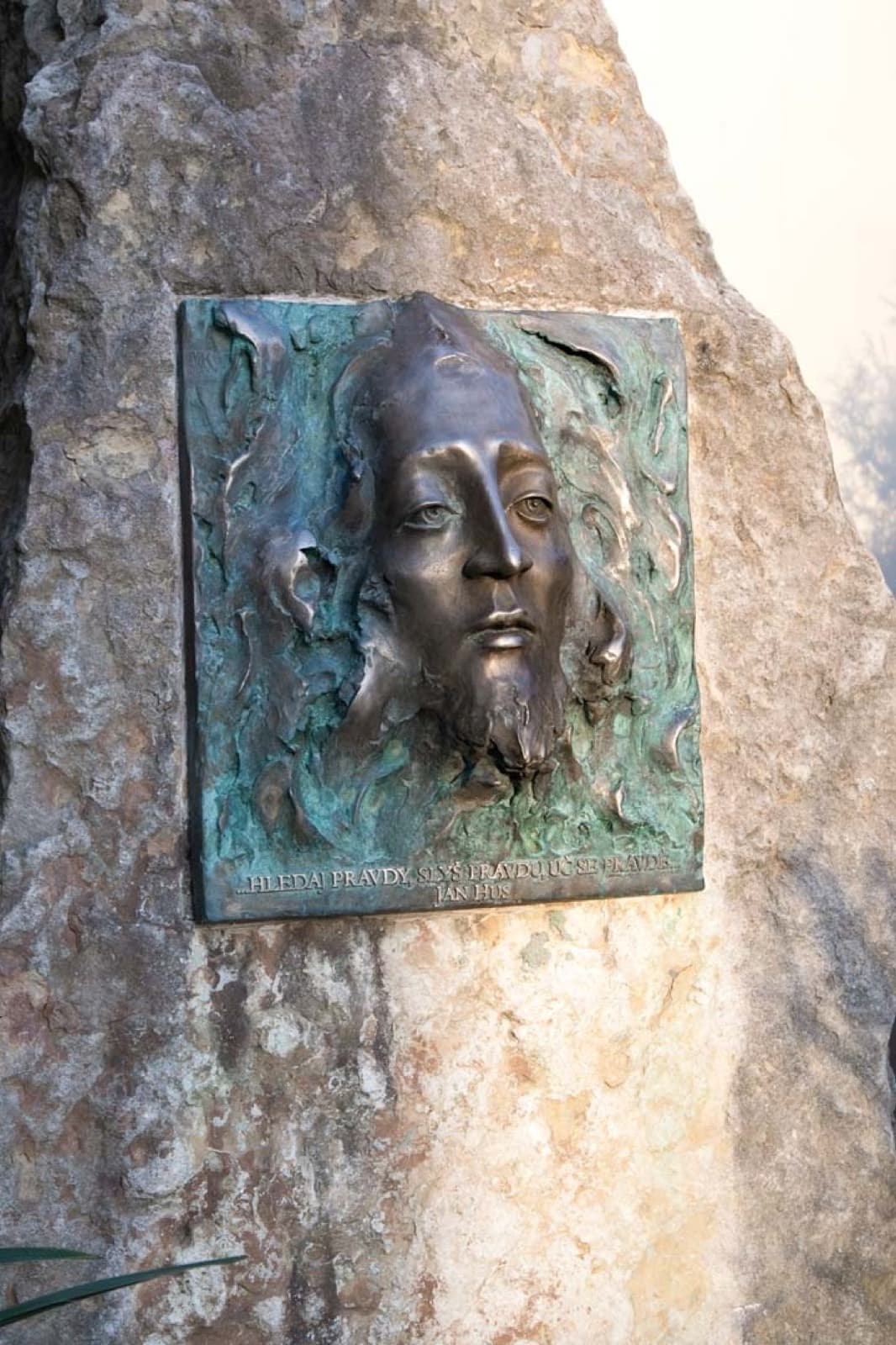 Mistr Jan Hus, Milan Kuzica