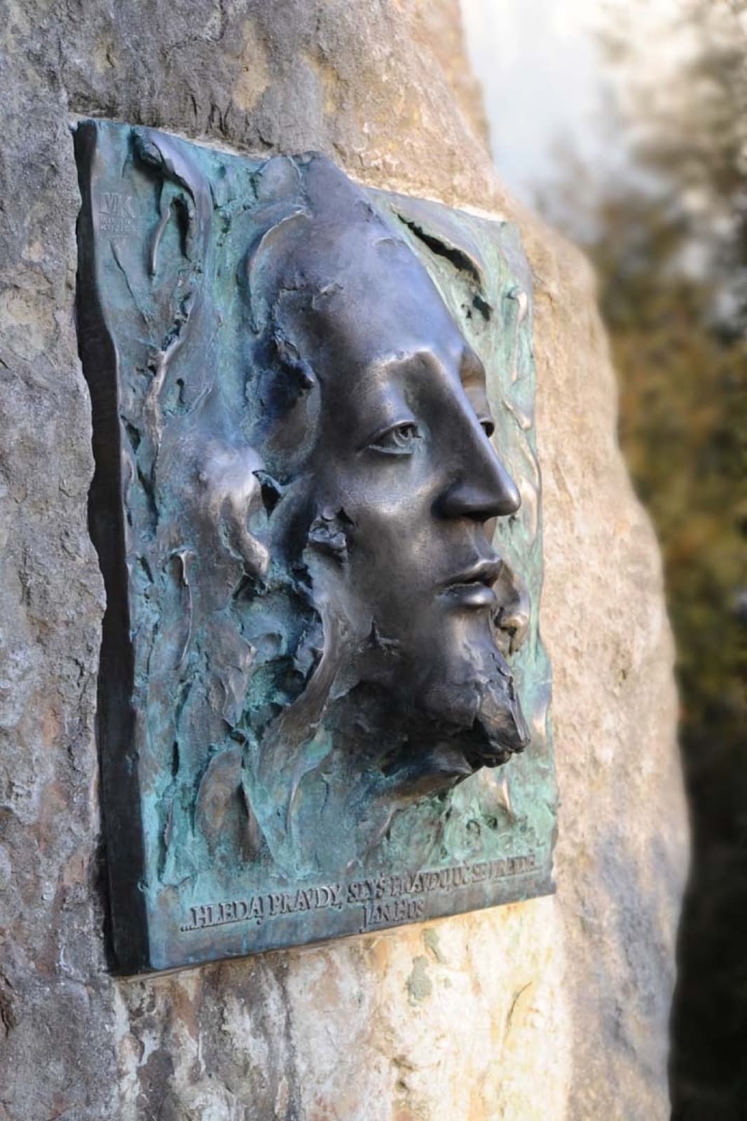 Mistr Jan Hus, Milan Kuzica