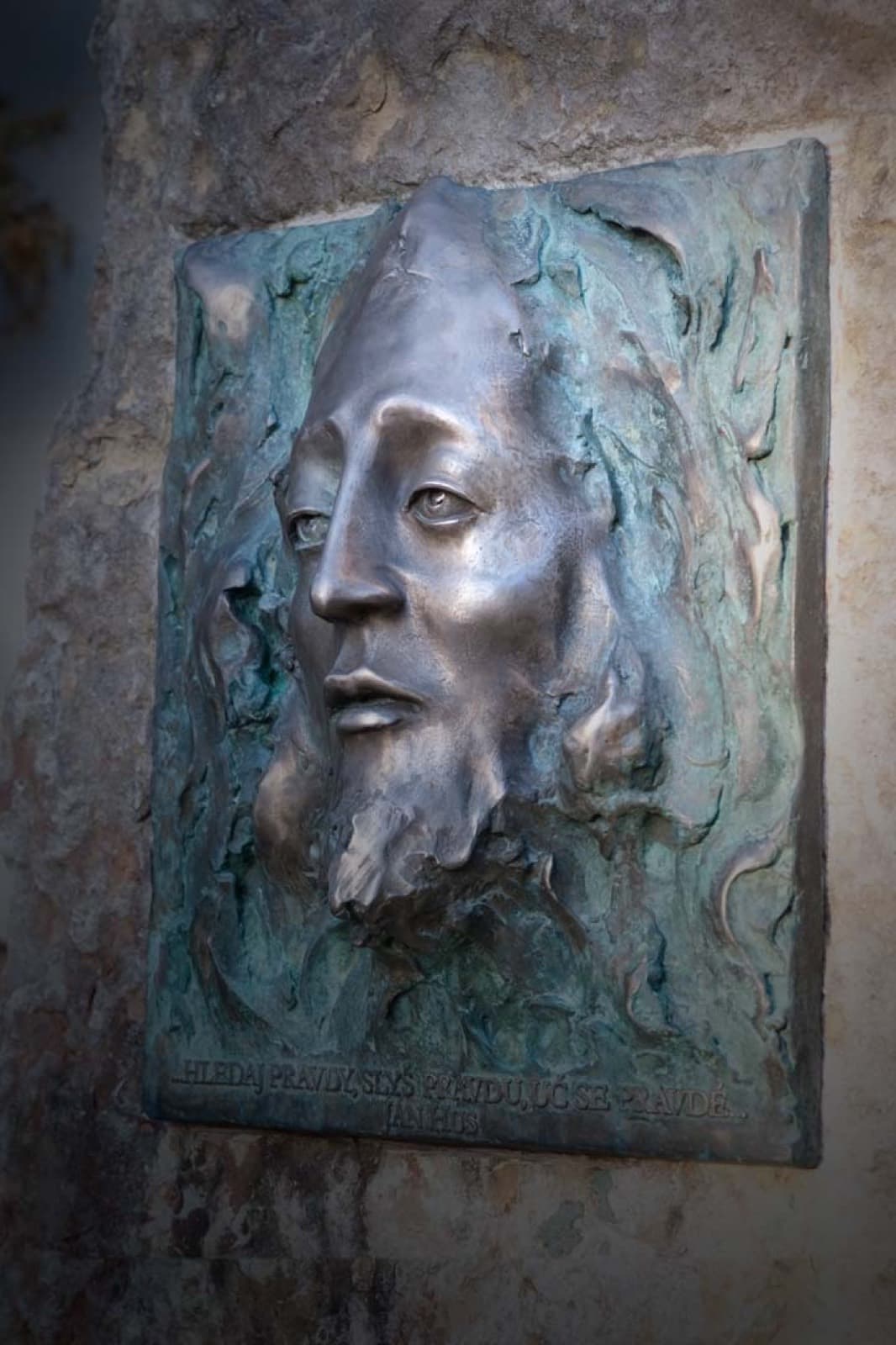 Mistr Jan Hus, Milan Kuzica